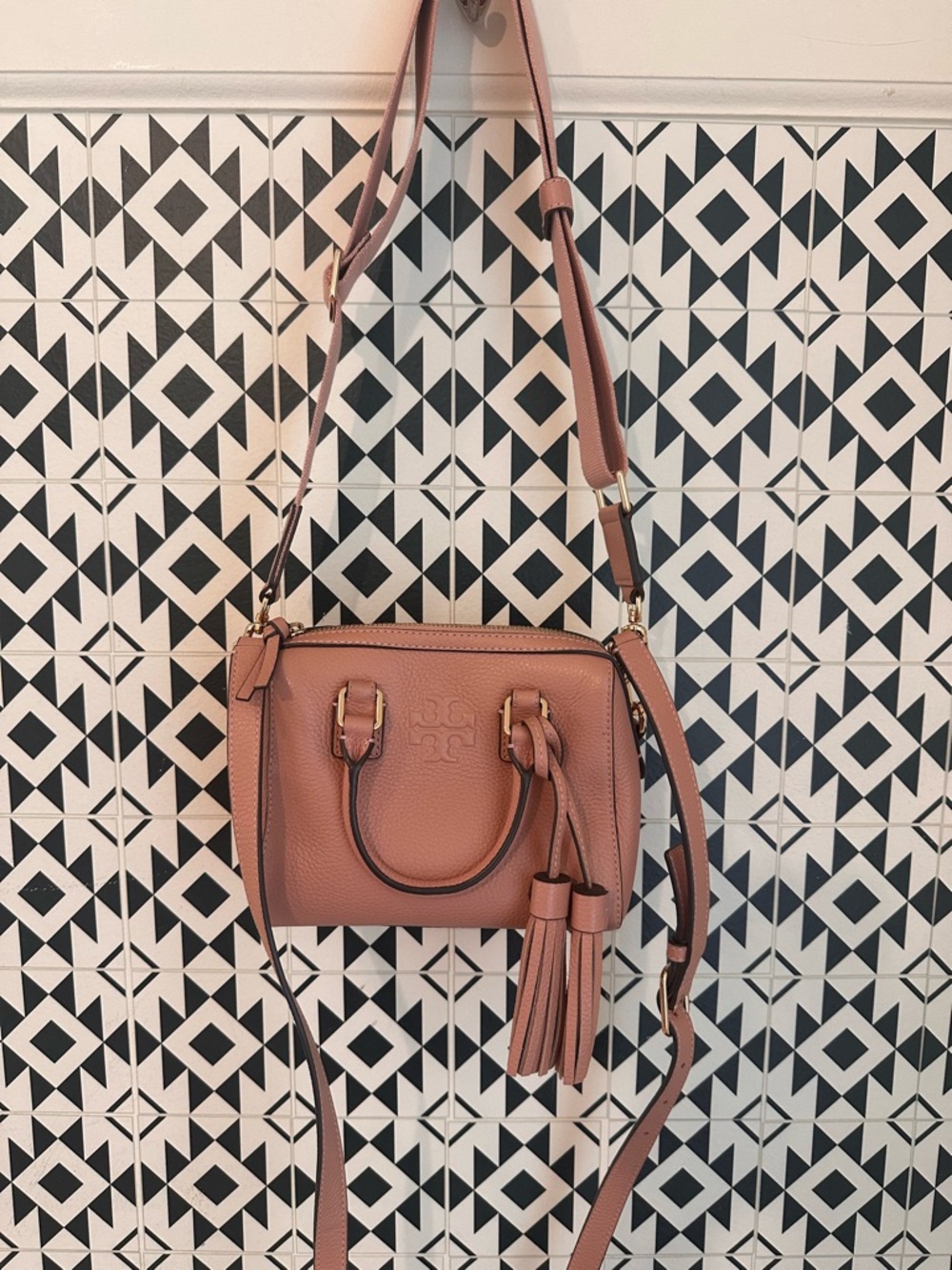 Tory Burch Small Convertible Crossbody in Dusty Rose - Picture 5 of 5
